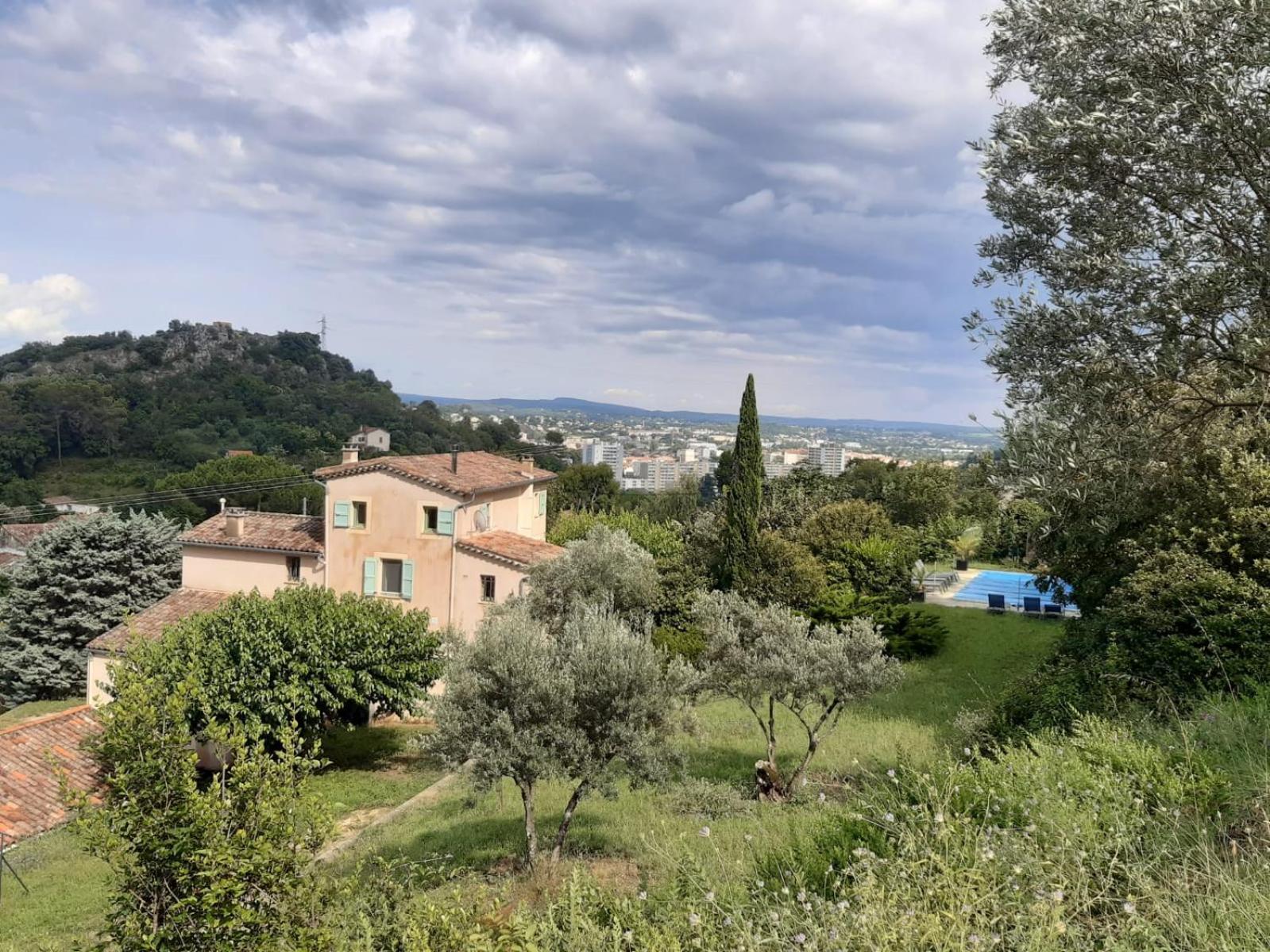 Le Mas De Trepeloup Alès Exteriör bild